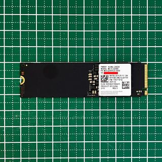 サムスン(SAMSUNG)のサムスン SAMSUNG SSD M.2 NVMe 256GB 正常動作品(PCパーツ)