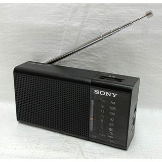 ソニー(SONY)のSONY FM／AMRADIO ICF−P36 電池式携帯ラジオ　動作品(ラジオ)