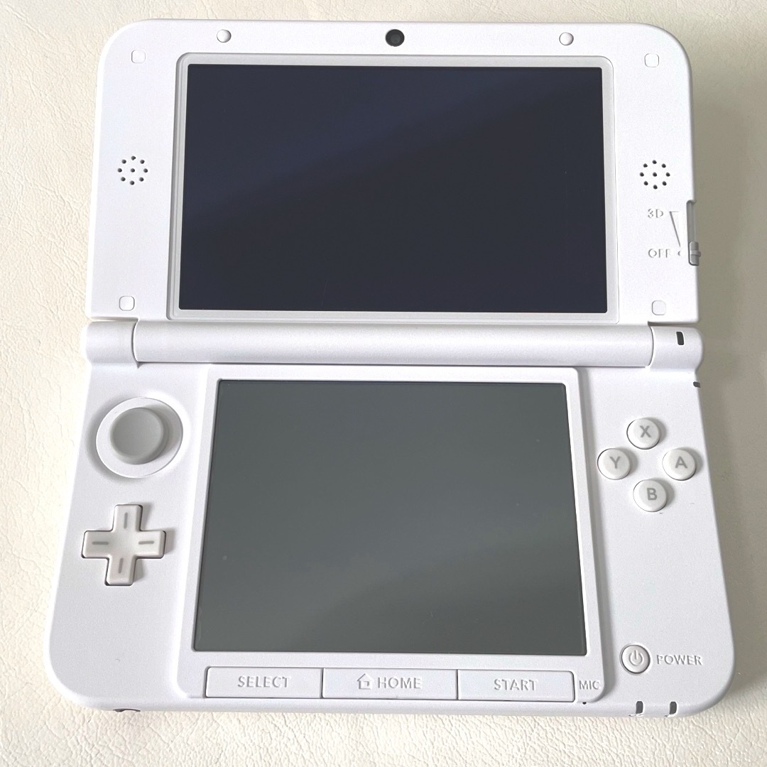 ニンテンドー3DS 本体のみ 白 嘆かわしい ニンテンドー3DS 本体のみ 白 嘆かわしい