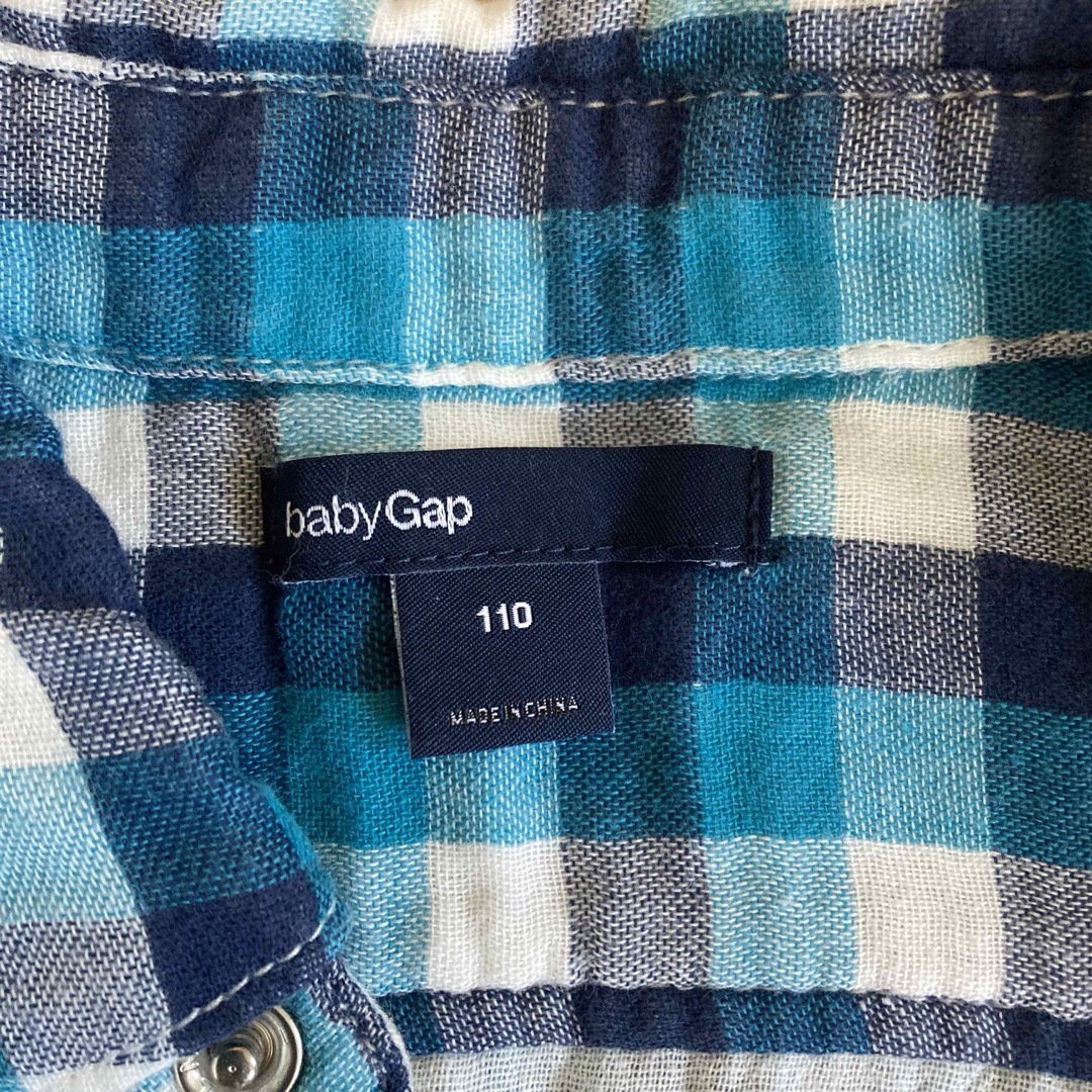 GAP(ギャップ)のGAP前開きシャツ110 キッズ/ベビー/マタニティのキッズ服男の子用(90cm~)(Tシャツ/カットソー)の商品写真