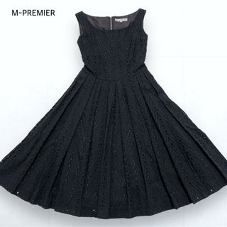 エムプルミエ(M-premier)のM-PREMIER レース タック 切替フレア ワンピース 膝丈 ブラック 34(ひざ丈ワンピース)