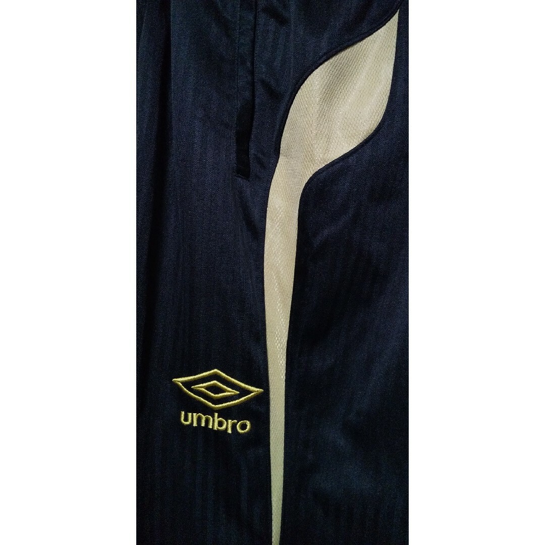 UMBRO(アンブロ)のアンブロ　ジャージ　ボトムス　ズボン　XLサイズ メンズのパンツ(その他)の商品写真