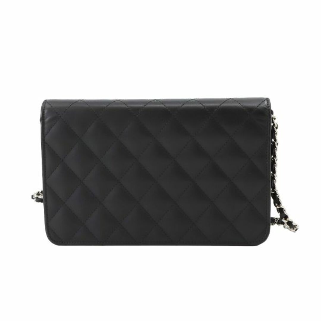 CHANEL(シャネル)の未使用 展示品 シャネル CHANEL カンボンライン チェーン ウォレット 二つ折り 長財布 レザー エナメル ブラック A46646 VLP 90232182 レディースのファッション小物(財布)の商品写真