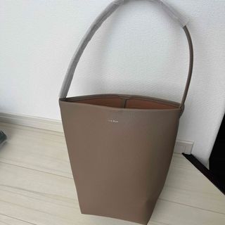 新品未使用　THEROW ショルダーバッグ