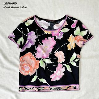 レオナール(LEONARD)の美品 レオナール Tシャツ 半袖 総柄 プリント 上品 大きいサイズ LL(Tシャツ(半袖/袖なし))