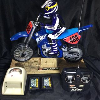 オフロードバイク  YAMAHA YZ250 1/8 ラジコンバイク タイヨー(トイラジコン)