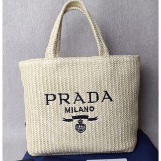 新品。PRADAラフィアトートバック