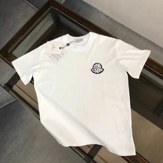 モンクレール(MONCLER)のMONCLER美品モンクレール半袖モンクレール夏Tシャツです(その他)