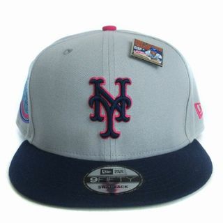 ニューエラー(NEW ERA)のニューエラ 美品 キャップ NY ピンバッジ付き 9FIFTY グレー(キャップ)