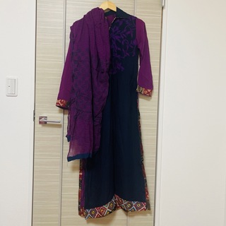 パキスタン　インド　民族衣装　パンジャビドレス　カミーズ　クルタ　ショール(その他)