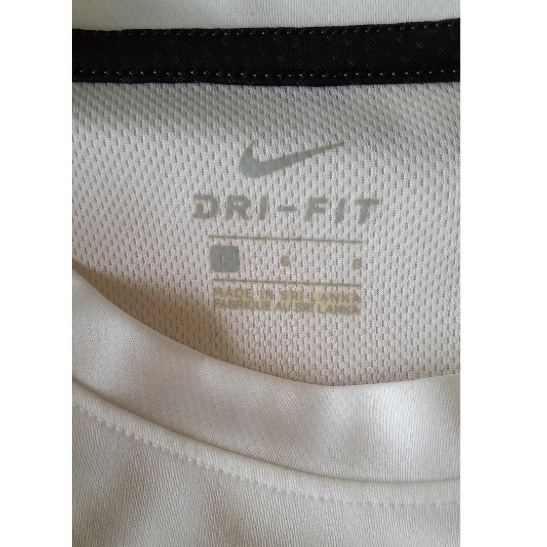 NIKE(ナイキ)のNIKE　DRY-FIT　ホワイト キッズ/ベビー/マタニティのキッズ服男の子用(90cm~)(Tシャツ/カットソー)の商品写真