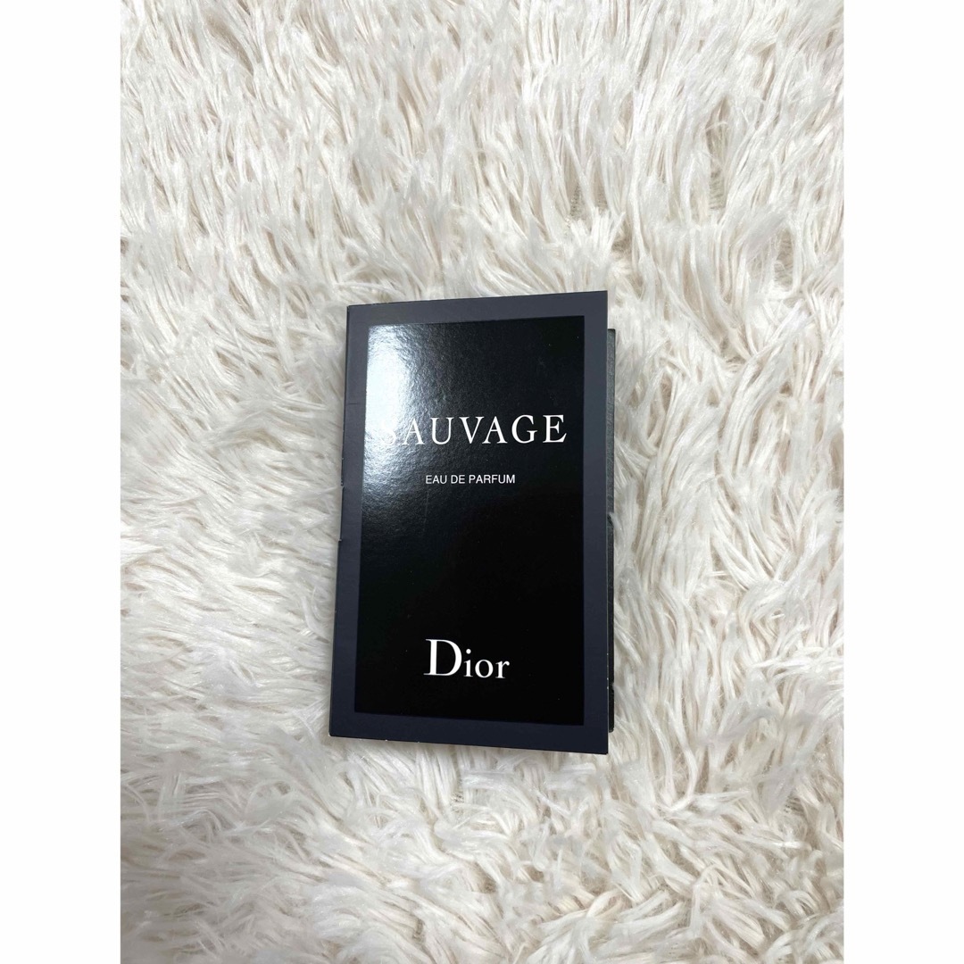 Dior(ディオール)のDior ディオール ソヴァージュ オードゥ パルファン 1ml サンプル コスメ/美容の香水(香水(男性用))の商品写真