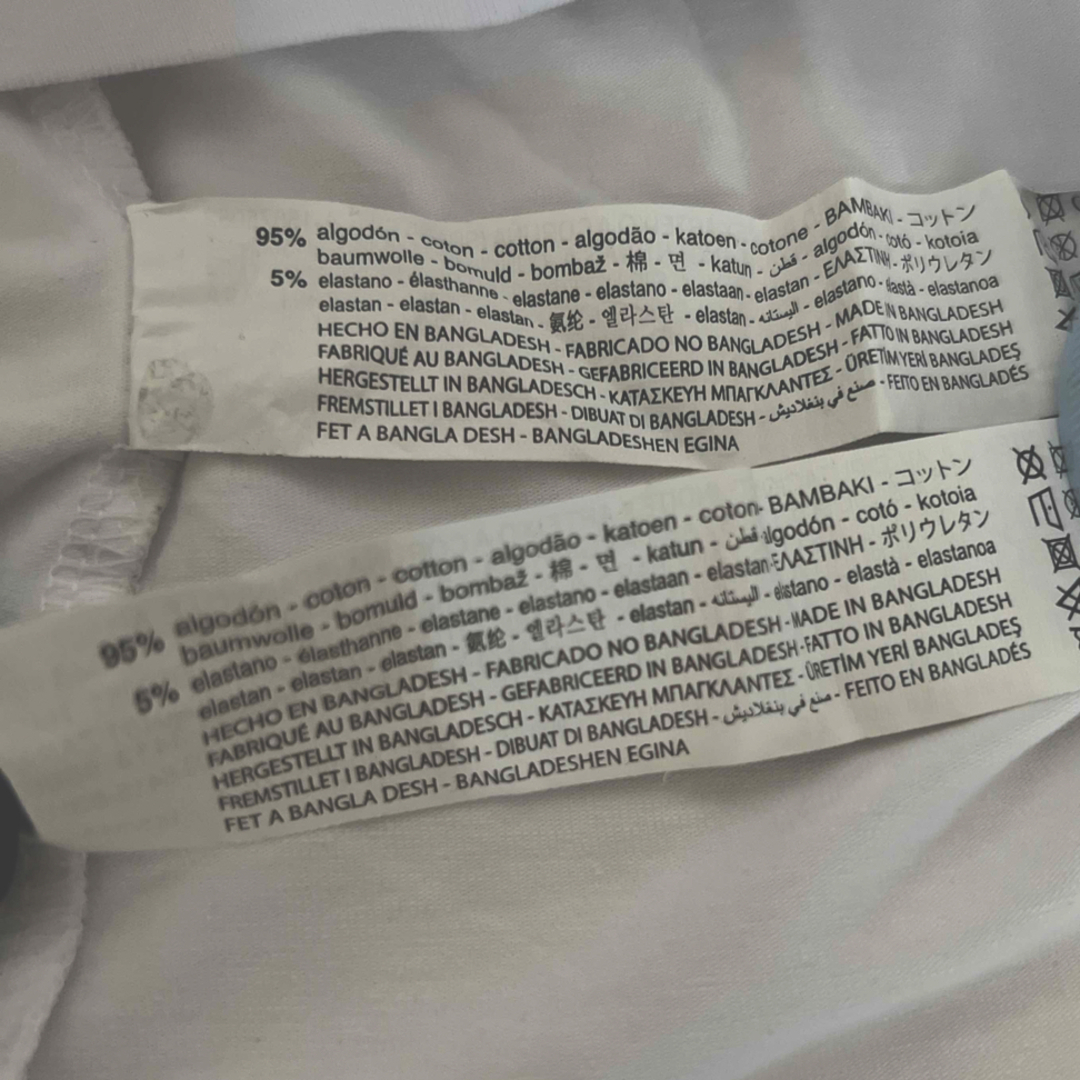 ZARA(ザラ)の2021SS ZARA ベーシックコットンTシャツ　黒S&白XS　セット レディースのトップス(Tシャツ(半袖/袖なし))の商品写真