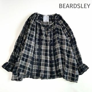 ビアズリー(BEARDSLEY)のBEARDSLEY 刺繍ギャザーブラウス(シャツ/ブラウス(長袖/七分))