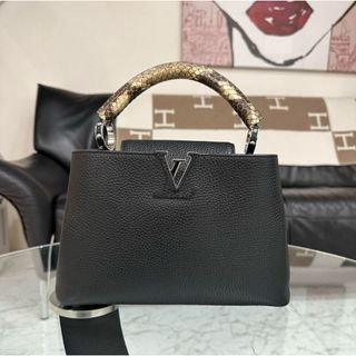 ルイヴィトン(LOUIS VUITTON)の国内正規品ルイヴィトン　カプシーヌBB　パイソン(ハンドバッグ)