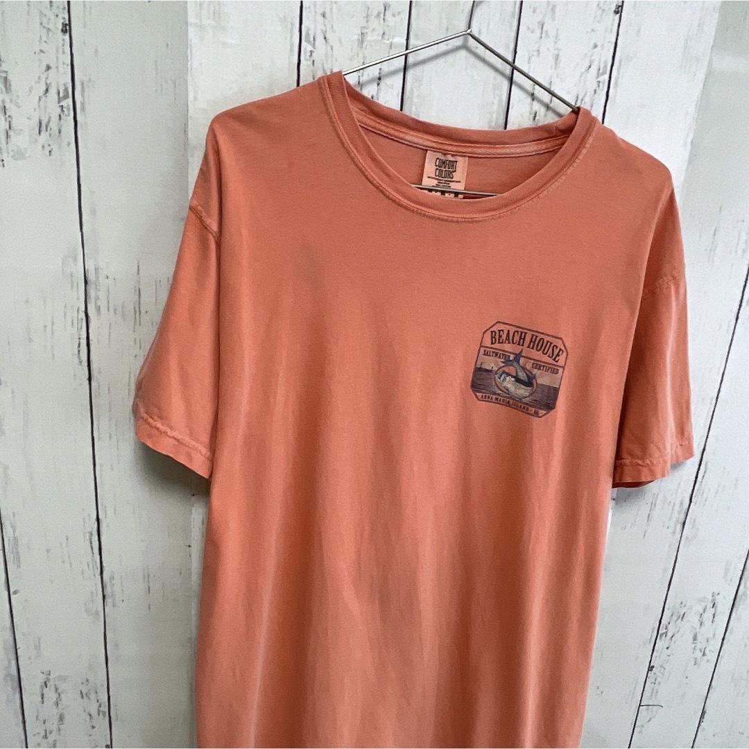 COMFORT COLORS　Tシャツ　サーモンピンク　フィッシュ　USA古着 メンズのトップス(Tシャツ/カットソー(半袖/袖なし))の商品写真