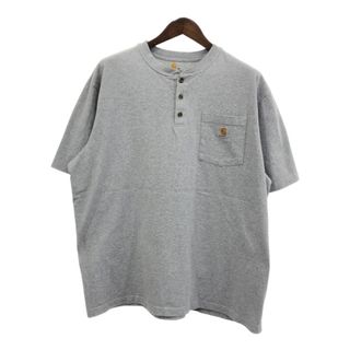 カーハート(carhartt)のCarhartt カーハート ヘンリーネック 半袖Ｔシャツ ワンポイント ライトグレー (メンズ XL) 中古 古着 Q7370(Tシャツ/カットソー(半袖/袖なし))