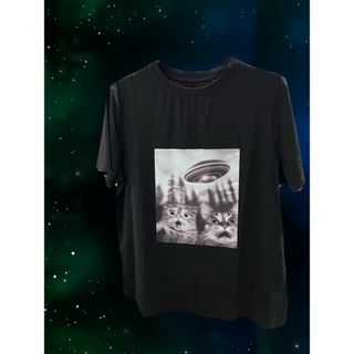シーイン(SHEIN)の猫　Tシャツ　UFO 宇宙猫(Tシャツ(半袖/袖なし))