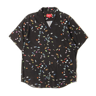 シュプリーム(Supreme)のSupreme シュプリーム シャツ サイズ:L 17SS カプセル柄 オープンカラー レーヨン 半袖シャツ Pills Rayon Shirt ブラック 黒 トップス カジュアルシャツ【メンズ】【中古】(シャツ)