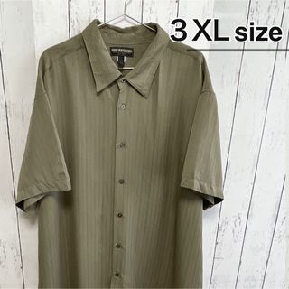 シャツ(shirts)のSTEVE & BARRY’S　半袖シャツ　3X　カーキ　ストライプ　USA古着(シャツ)