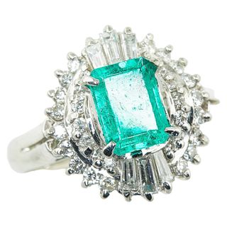 美品 Pt900 プラチナ リング 指輪 エメラルド 0.84ct ダイヤ 0.49ct 【1-0151000】(リング(指輪))