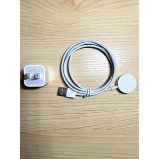 アップル(Apple)の新品未使用-アップル 純正 Apple Watch 充電器 ケーブル　タイプA(バッテリー/充電器)