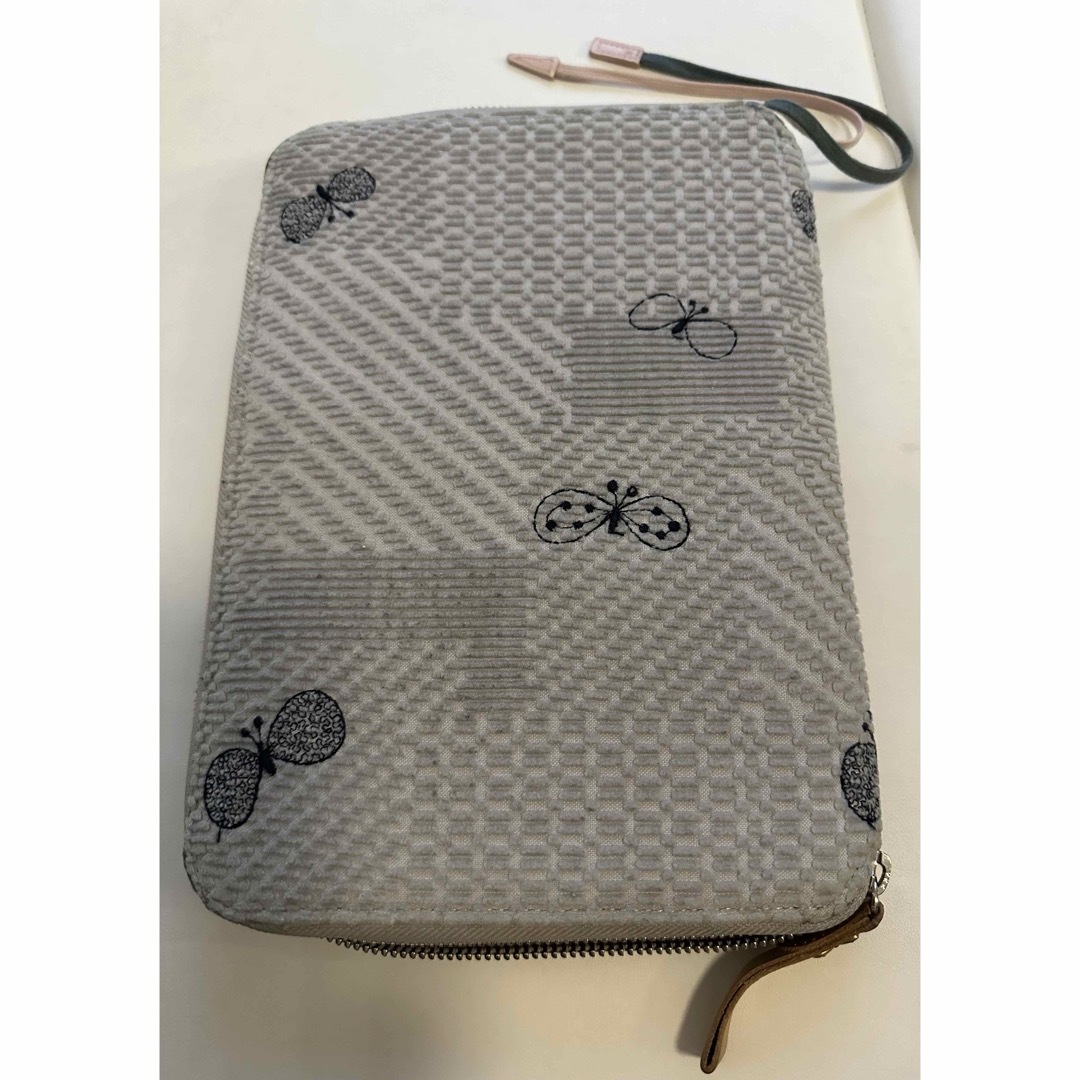 ミナペルホネン choucho(light gray) ほぼ日手帳 カバー ミナペルホネン choucho(light gray) ほぼ日手帳 カバー