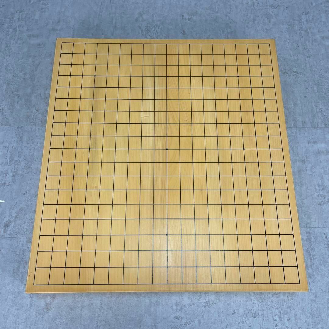 良品 本格囲碁セット 碁盤 約2寸 蛤碁石 33号 180個 那智黒 179個 良品 本格囲碁セット 碁盤 約2寸 蛤碁石 33号 180個 那智黒 179個