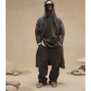 FEAR OF GOD - Fear of God ESSENTIALS Relaxed Trouser