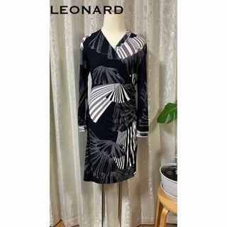 レオナール(LEONARD)のLEONARD レオナール ワンピース 黒 シルク　総柄　Lサイズ(ロングワンピース/マキシワンピース)