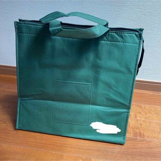 大型　保冷バッグ　グリーン(弁当用品)