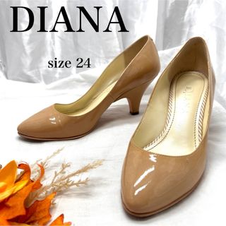 ダイアナ(DIANA)の【美品】DIANA　ダイアナ　エナメルパンプス　アーモンドトゥー(ハイヒール/パンプス)