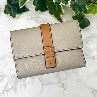 LOEWE - ロエベ バーティカル ウォレット スモール 折り財布 現行販売モデル 二つ折り