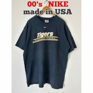ナイキ(NIKE)の00's 古着　NIKE ナイキ　ミズーリタイガース　Tシャツ　USA製(Tシャツ/カットソー(半袖/袖なし))