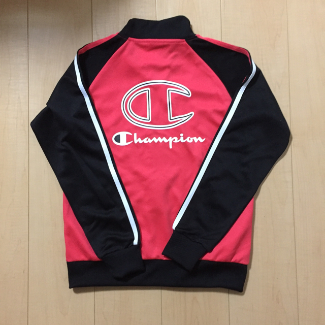 Champion(チャンピオン)の☆新品☆champion チャンピオン ジャージ 上下セット 160cm キッズ/ベビー/マタニティのキッズ服女の子用(90cm~)(その他)の商品写真