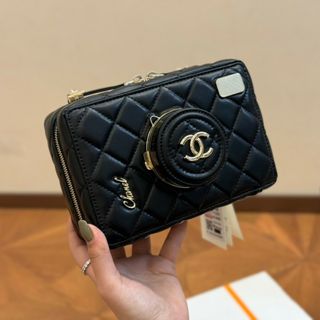 シャネル(CHANEL)の人気美品シャネル☆トートバッグショルダーバッグ ☆ほぼ未使用 ノベルティ(ロングワンピース/マキシワンピース)