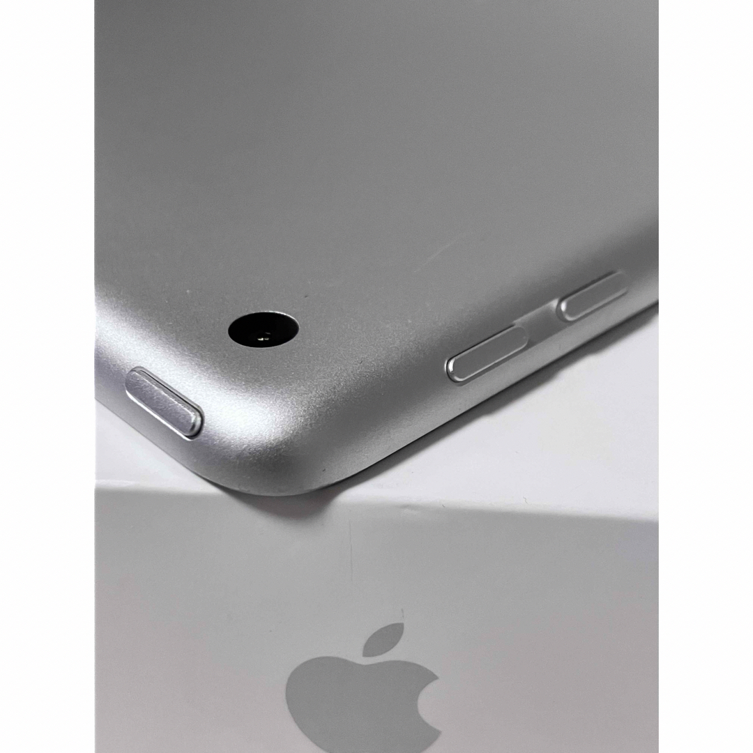 iPad 第5世代 WiFi 32GB シルバー89.3% iPad 第5世代 WiFi 32GB シルバー89.3%