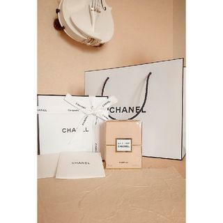 シャネル(CHANEL)のCHANEL アリュール パルファム 15 ml(香水(女性用))