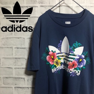 オリジナルス(Originals（adidas）)のadidas⭐️トレファイル&花柄 TシャツL skatebordingネイビー(Tシャツ/カットソー(半袖/袖なし))