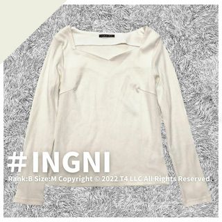 イング(INGNI)のINGNI　リブニット　カットソー　ハートネック　白　Mサイズ ✓2212(Tシャツ(長袖/七分))