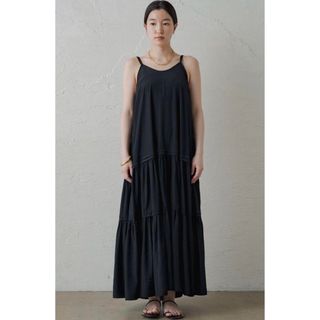 Loungedress サテンティアードキャミワンピース