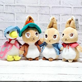 ダイソー  ピーターラビット  日本オリジナルデザイン  ぬいぐるみ  全4種(ぬいぐるみ)