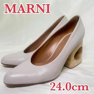 マルニ(Marni)の超美品 MARNI パンプスアーモンドトゥ ウッドヒール 変形ヒール ブロック(ハイヒール/パンプス)