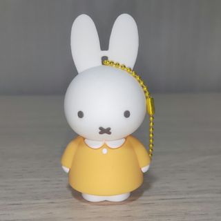 ミッフィー(miffy)のmiffy ミッフィー 立体 ラバーマスコット/オレンジ(キーホルダー)