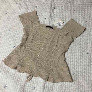 新品タグ付き Wcloset  ベージュ ブラウス