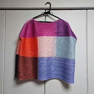 プリーツプリーズイッセイミヤケ(PLEATS PLEASE ISSEY MIYAKE)のpleatsplease isseymiyake bounce(カットソー(半袖/袖なし))