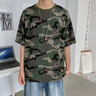 【残り1点】 メンズTシャツ　男性　迷彩カラー　普段着　ゆったり　半袖　夏　XL(Tシャツ/カットソー(半袖/袖なし))