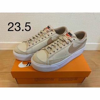 ナイキ(NIKE)のナイキブレーザー LOW プラットフォームシューズ(スニーカー)