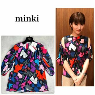 BEAMS - 新品タグ付き　minki ミンキ　マルチプリントシャツ　バックボタン