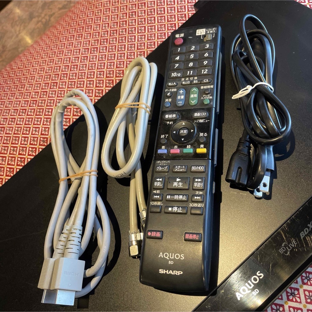 SHARP BD-W1000 2番組W録画 1TB(1000GB)フル装備! SHARP BD-W1000 2番組W録画 1TB(1000GB)フル装備!